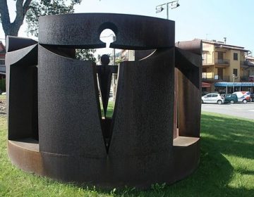Monumento de homenaje a la Sardana