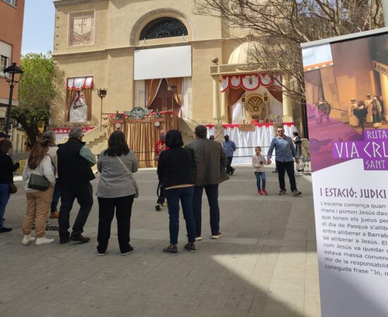 Joc de pistes “L’enigma de les estacions”